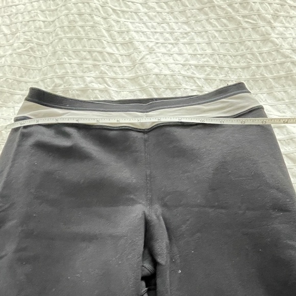Lululemon black wide leg crop yoga pants. Size 4. White mesh detailing. - Picture 6 of 8
